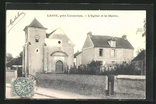 AK Lassy, L`Eglise et la Mairie