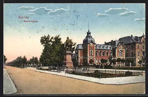 AK Krefeld, Bismarckplatz mit Denkmal