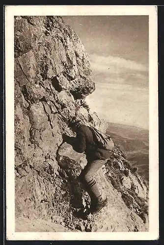 AK Rax, Block am Preinerwandsteig mit Bergsteiger