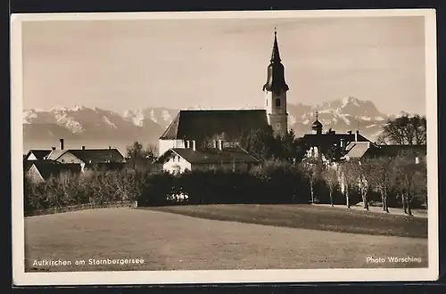 AK Aufkirchen am Starnberger See, Ortsansicht mit Kirche