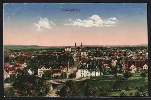 AK Ludwigsburg, Ortsansicht mit Blick in die Ferne