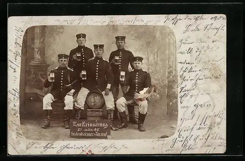 Foto-AK Griesheim, Soldaten mit Biergläsern aus dem Jahr 1905, Griesheimer Sand