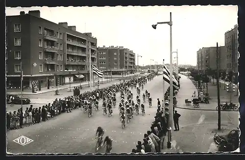 AK Dunkerque, Boulevard Ste-Barbe, Passage du Tour de France