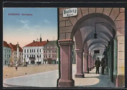 AK Rumburg, Strasse Hutberg-Gasse am Marktplatz mit Denkmal