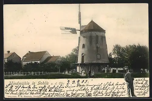 AK Gohlis a. d. Elbe, Ortsansicht mit Windmühle