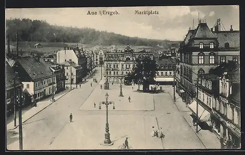 AK Aue i. Erzgeb., Blick auf den Marktplatz