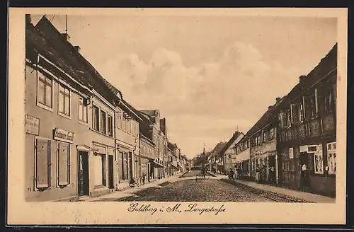 AK Goldberg i. M., Langestrasse mit Geschäften