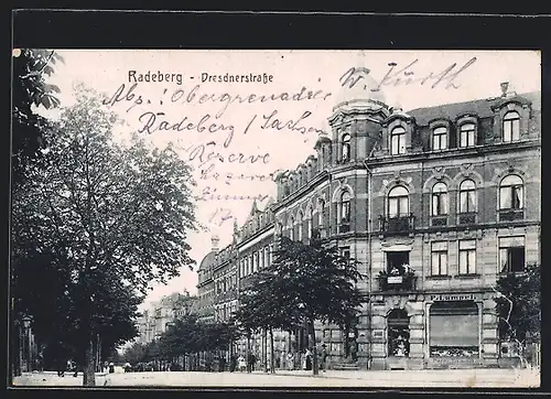 AK Radeberg, Dresdnerstrasse mit Geschäft von P. Lampel