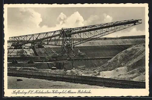 AK Senftenberg /N.-L., Niederlausitzer Kohlengebiet, Abraum-Förderbrücke