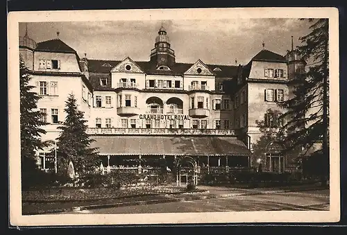 AK Piestany, Grand Hotel Royal mit Anlage und Veranda