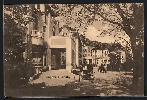 AK Piestany, Ortspartie mit Karren und Kutsche