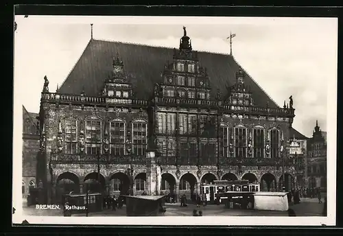 AK Bremen, Rathaus mit Strassenbahn