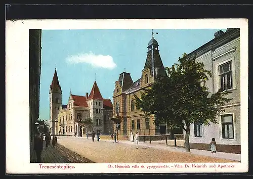 AK Trencsénteplicz, Villa Dr. Heinrich und Apotheke