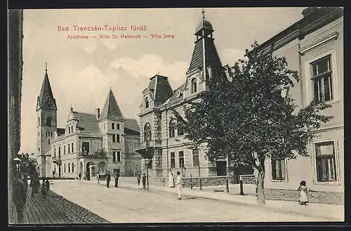 AK Bad Trencsénteplicz-fürdö, Villa Dr. Heinrich u. Apotheke