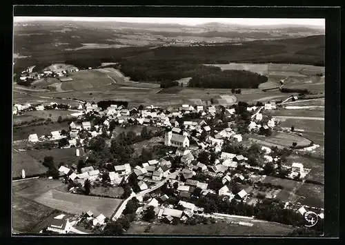 AK Troschenreuth, Teilansicht mit Kirche, Fliegeraufnahme