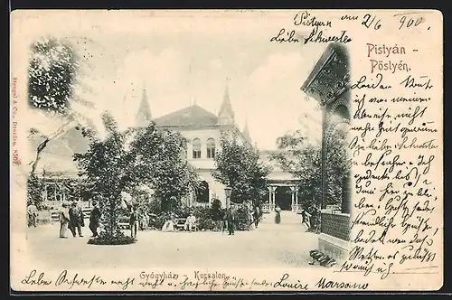 AK Pöstyén, Kursalon mit grüner Anlage und Besuchern