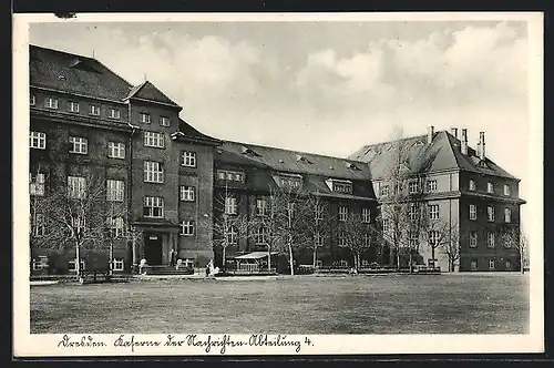 AK Dresden-Mickten, Blick auf die Kaserne der Nachrichten-Abteilung 4
