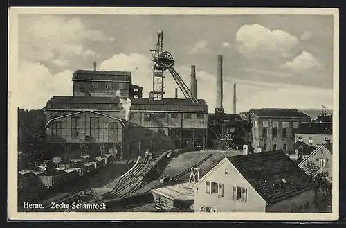 AK Herne, Zeche Schamrock mit Gleisanlagen aus der Vogelschau