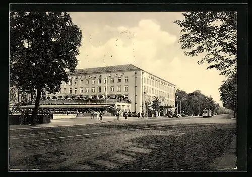 AK Chemnitz, Hotel Chemnitzer Hof mit Gartenterrasse
