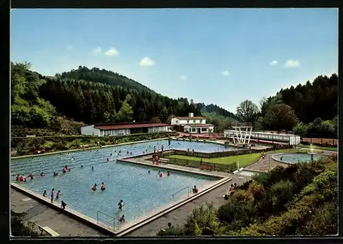 AK Lindenfels /Odenwald, Das beheizte Schwimmbad des Kurortes