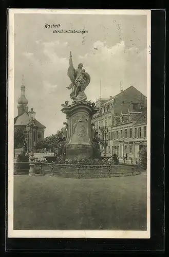 AK Rastatt, Bernhardusbrunnen mit Kirche