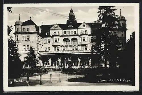AK Piestany, Eingang des Grand Hotel Royal