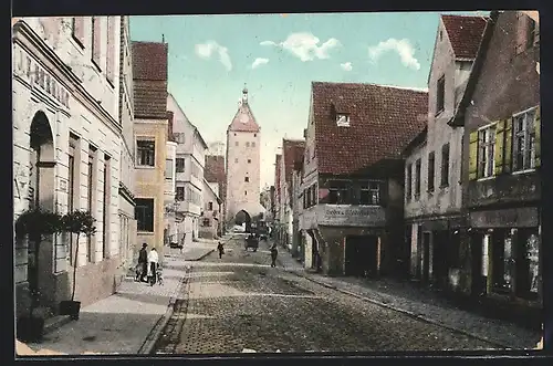 AK Memmingen, Ulmerstrasse mit Ulmertor