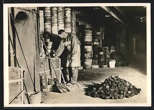 AK Grosskayna, Grube Michel Vesta, Sonne-Brikettfabrik, Briketts in der Porzellan-Industrie