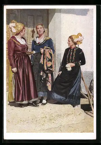 AK Frauen in Tracht aus Oberdrauburg