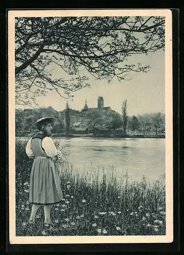 AK Aarau, Eidg. Turnfest 1932, Frau in Tracht, Ortsansicht