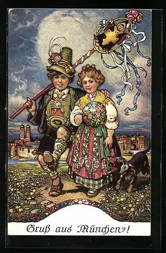 Künstler-AK Münchener Oktoberfest, Paar in Tracht mit Dackel, Stadtsilhouette im Hintergrund