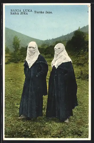 AK Banja Luka, Zwei verschleierte türkische Frauen