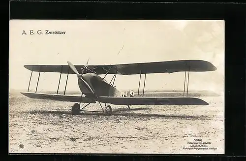 Foto-AK Sanke Nr. 1046: A. E. G. Zweisitzer Flugzeug mit Eisernem Kreuz