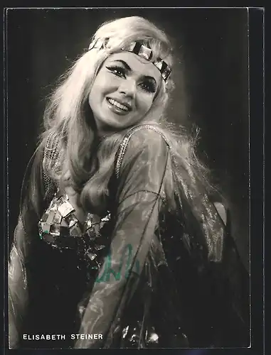 AK Opernsängerin Elisabeth Steiner auf der Bühne, Autograph