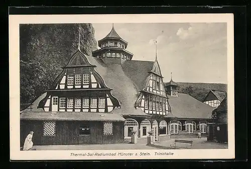 AK Münster a. Stein, Frau im weissen Kleid vor Trinkhalle