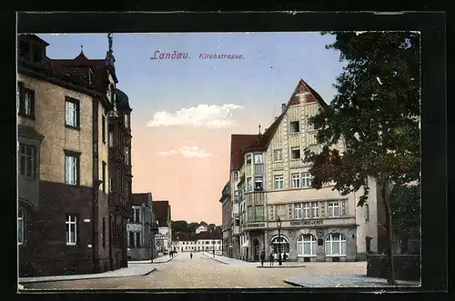 AK Landau, Kirchstrasse mit Café-Konditorei