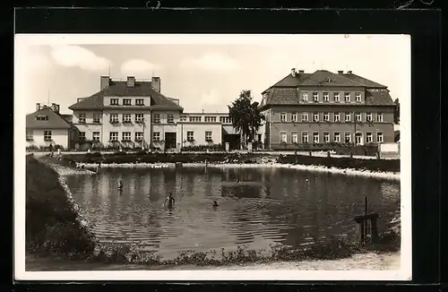 AK Dolni Roven, Hospodarska a hospodynska skola