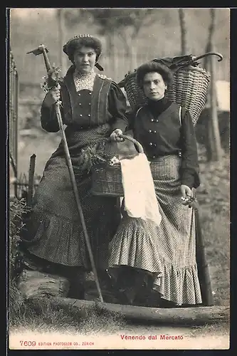 AK Schweiz, Zwei Frauen kommen vom Markt