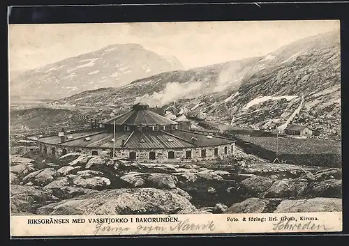 AK Vassitjokko, Riksgränsen med Vassitjokko i Bakgrunden
