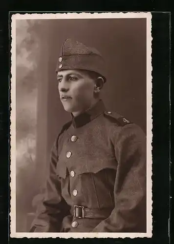 Foto-AK Schweizer Soldat in Uniform Regiment No. 4