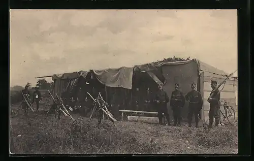 AK Basel, Schweizer. Grnzbesetzung 1914, Baracke einer Grenzwache