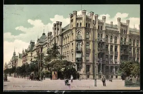 AK Riga, Weidendamm mit Passanten und Kutsche