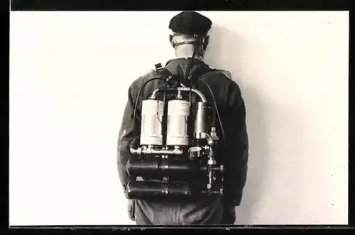 AK Grubenwehrmann mit Gasschutzgerät