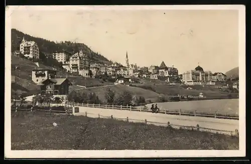 AK St. Moritz, Panoramablick zum Ort