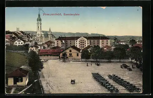 AK Frauenfeld, Exerzierplatz, im Hintergrund die Kirche