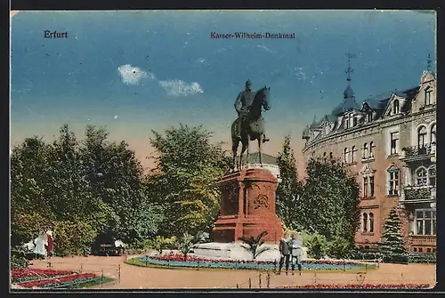 AK Erfurt, am Kaiser Wilhelm-Denkmal