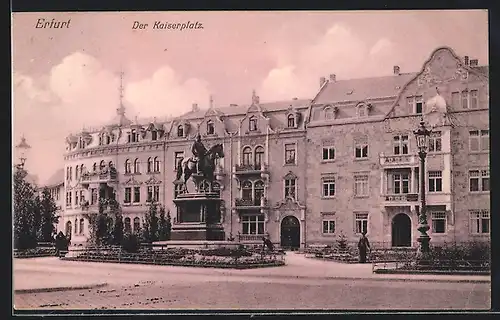 AK Erfurt, Kaiserplatz mit Kaiserdenkmal