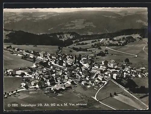 AK Saignelégier, Ortsansicht vom Flugzeug aus