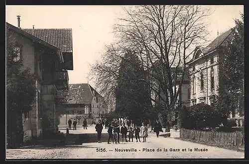 AK Neuveville, Place de la Gare et le Musée