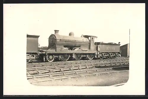 AK Englische Eisenbahn-Lokomotive mit der Nr. 17801